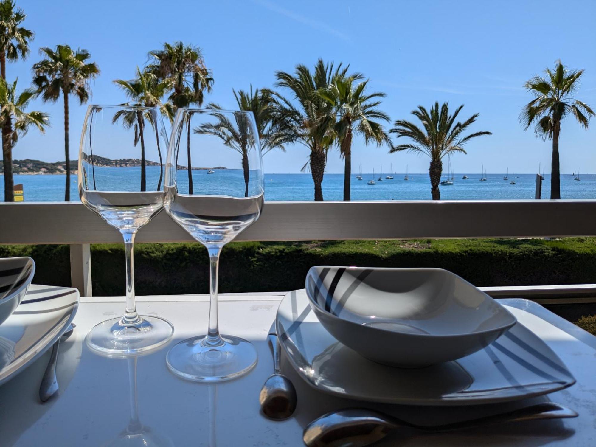 "Le Palmier Dore", Cosy T3 A 3 Minutes A Pied Des Plages, Parking Et Clim Sanary-sur-Mer Luaran gambar