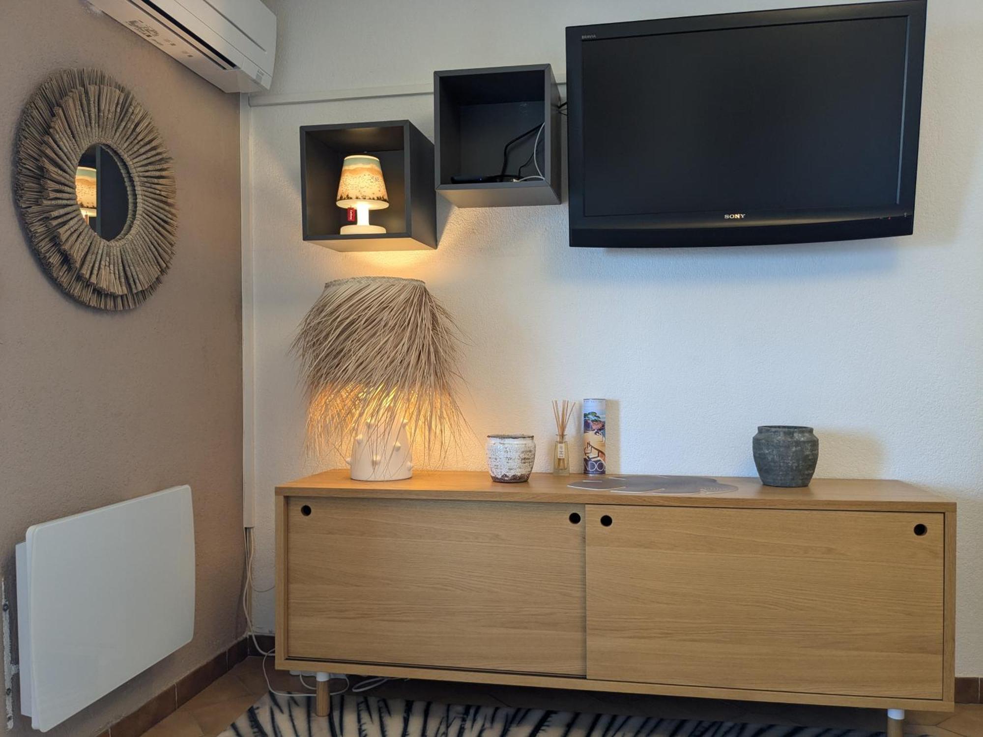 "Le Palmier Dore", Cosy T3 A 3 Minutes A Pied Des Plages, Parking Et Clim Sanary-sur-Mer Luaran gambar